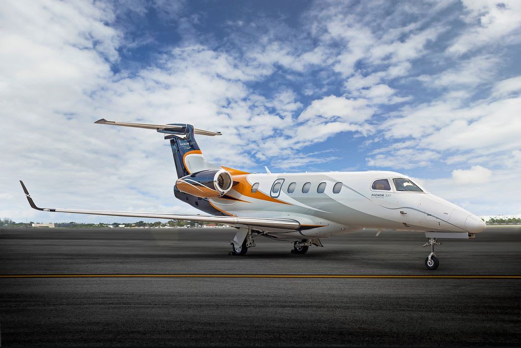 Embraer Phenom 300